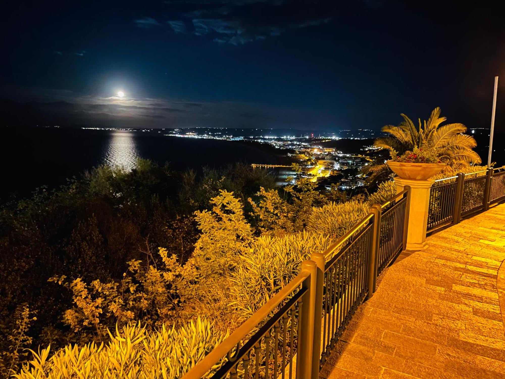 Santa Lucia Home Vasto Bagian luar foto